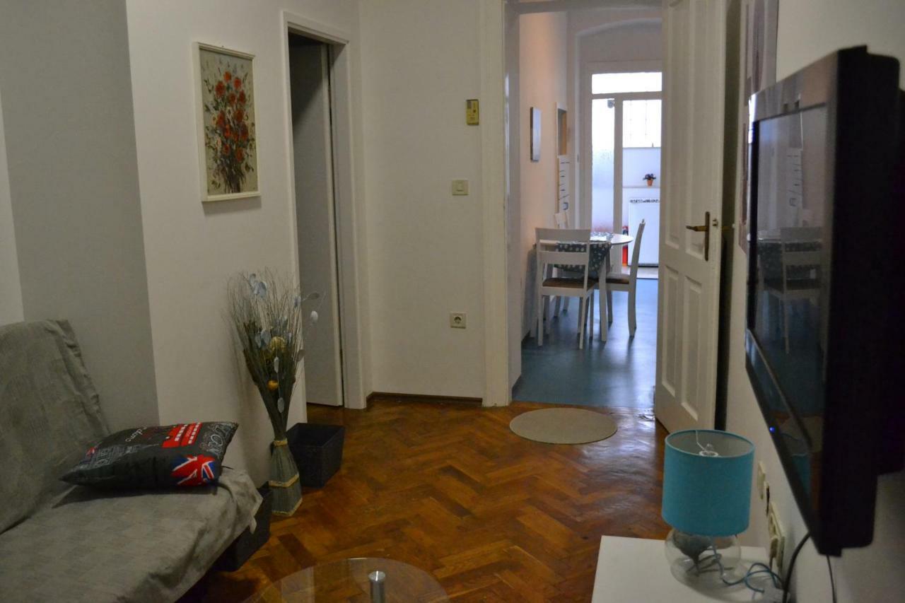 Alex Apartment Rijeka Luaran gambar